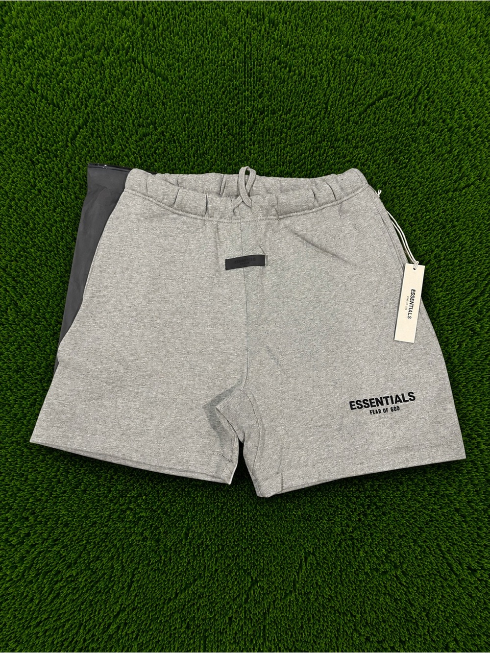 Fear of God ESSENTIALS SS2 Dark Oatmeal Shorts Size M